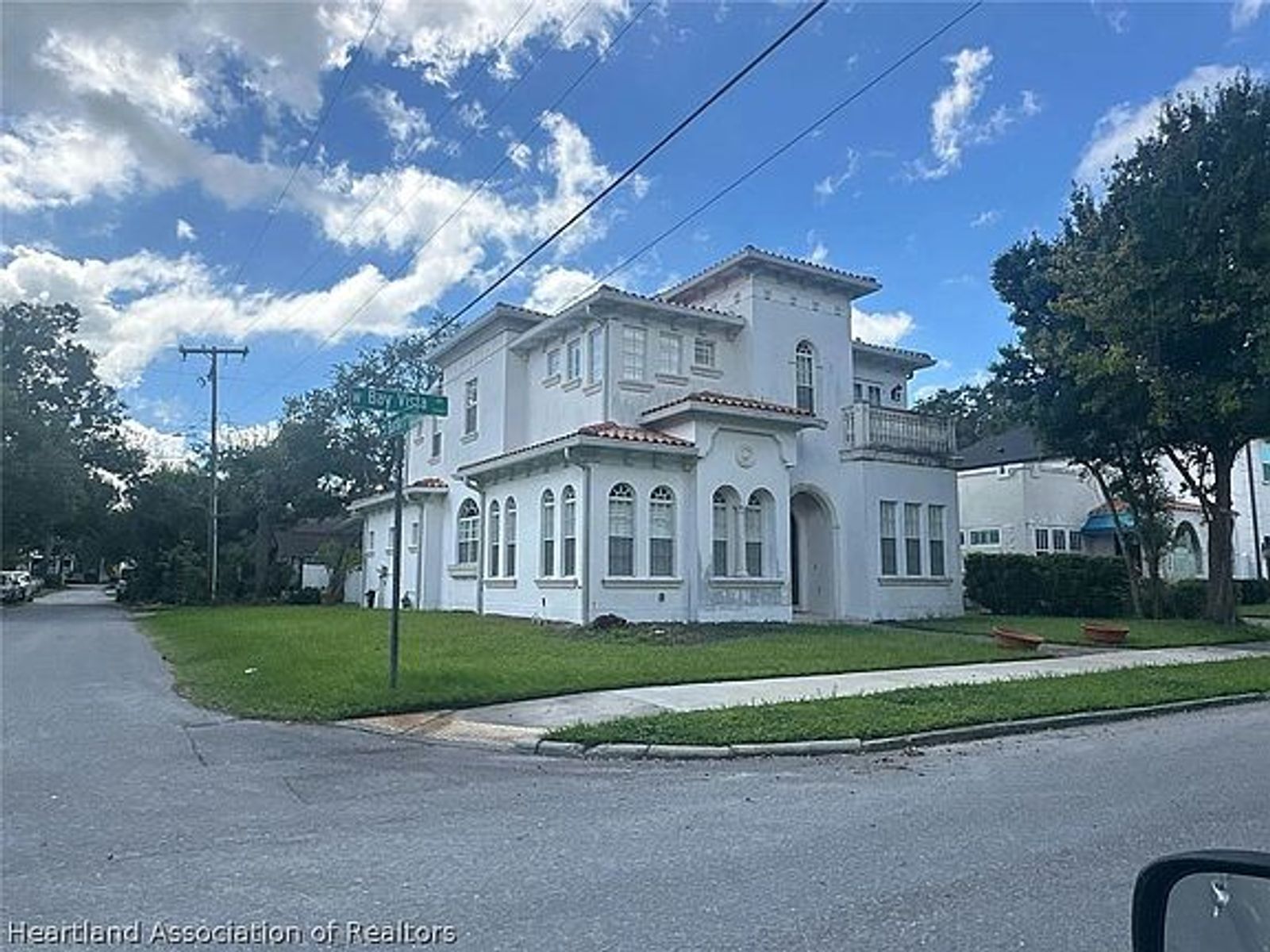 2nd image of 3002 W Bay Vista Ave