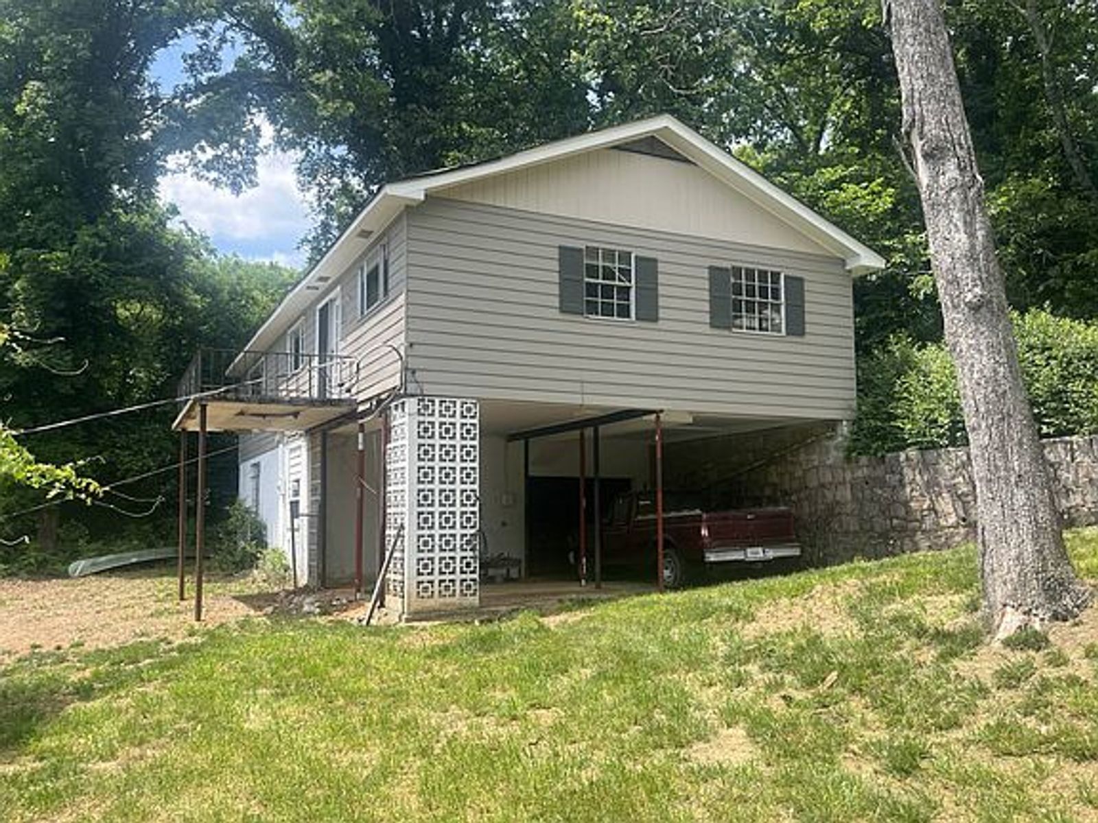 5th image of 20 Laurel Ln