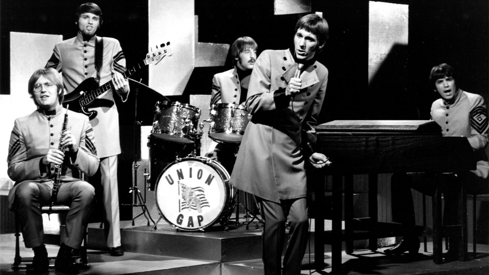 Kerry Chater Dead: Gary Puckett & The Union Gap Bassist And Country Songwriter