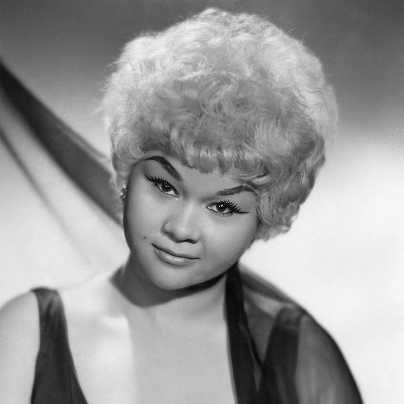 Etta James: Biography, Singer, Grammy Award Winner