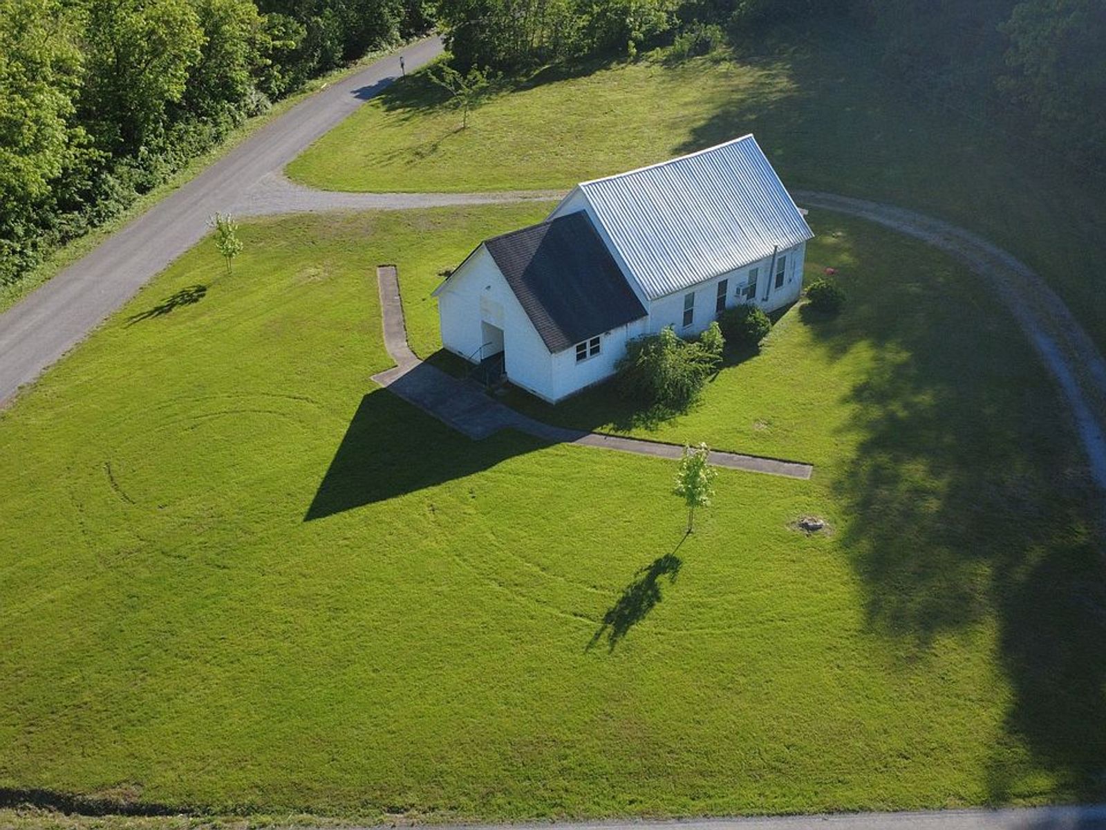 16th image of 470 Pleasant Valley Rd