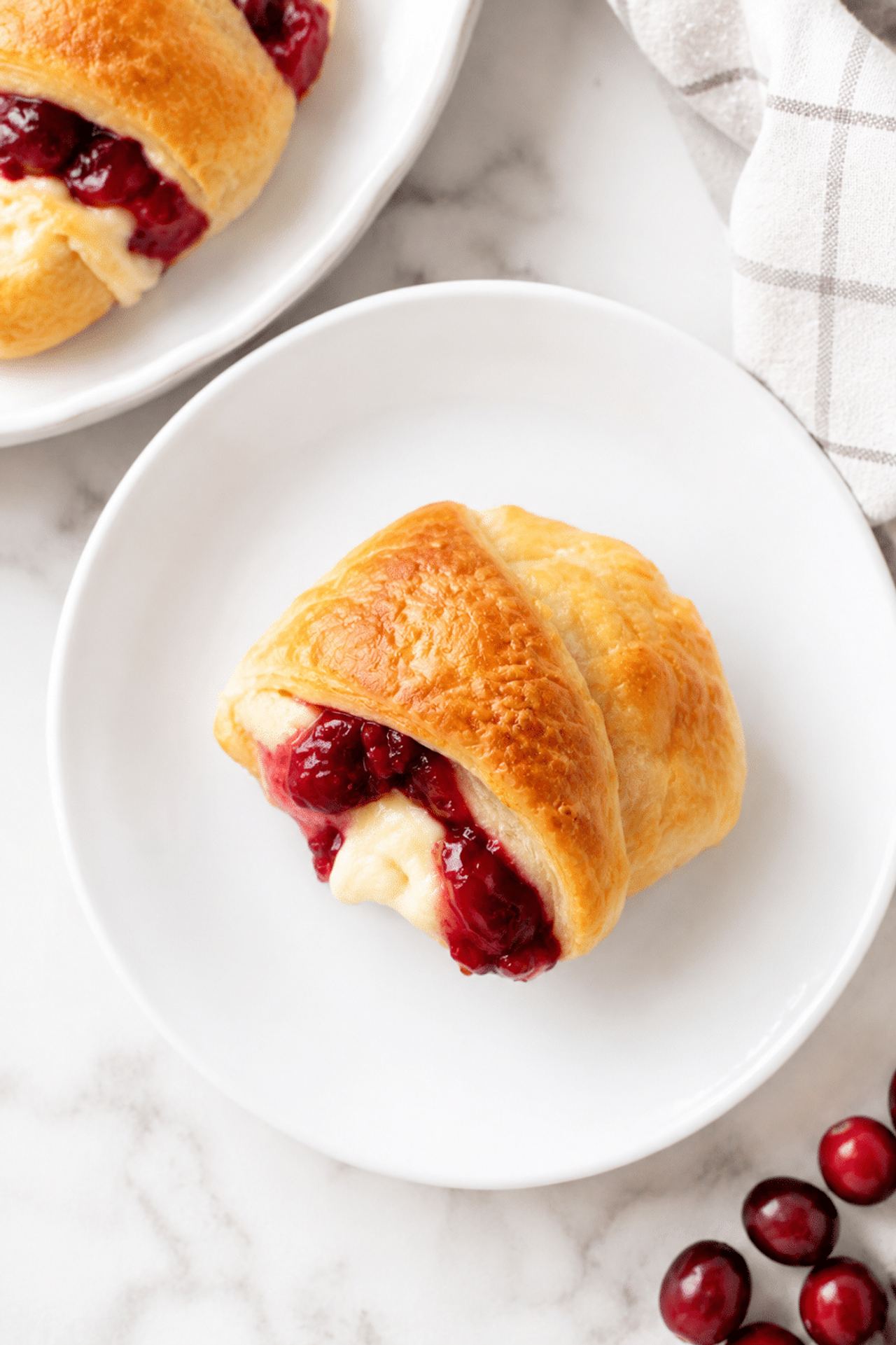 3-Ingredient Crescent Brie Bites
