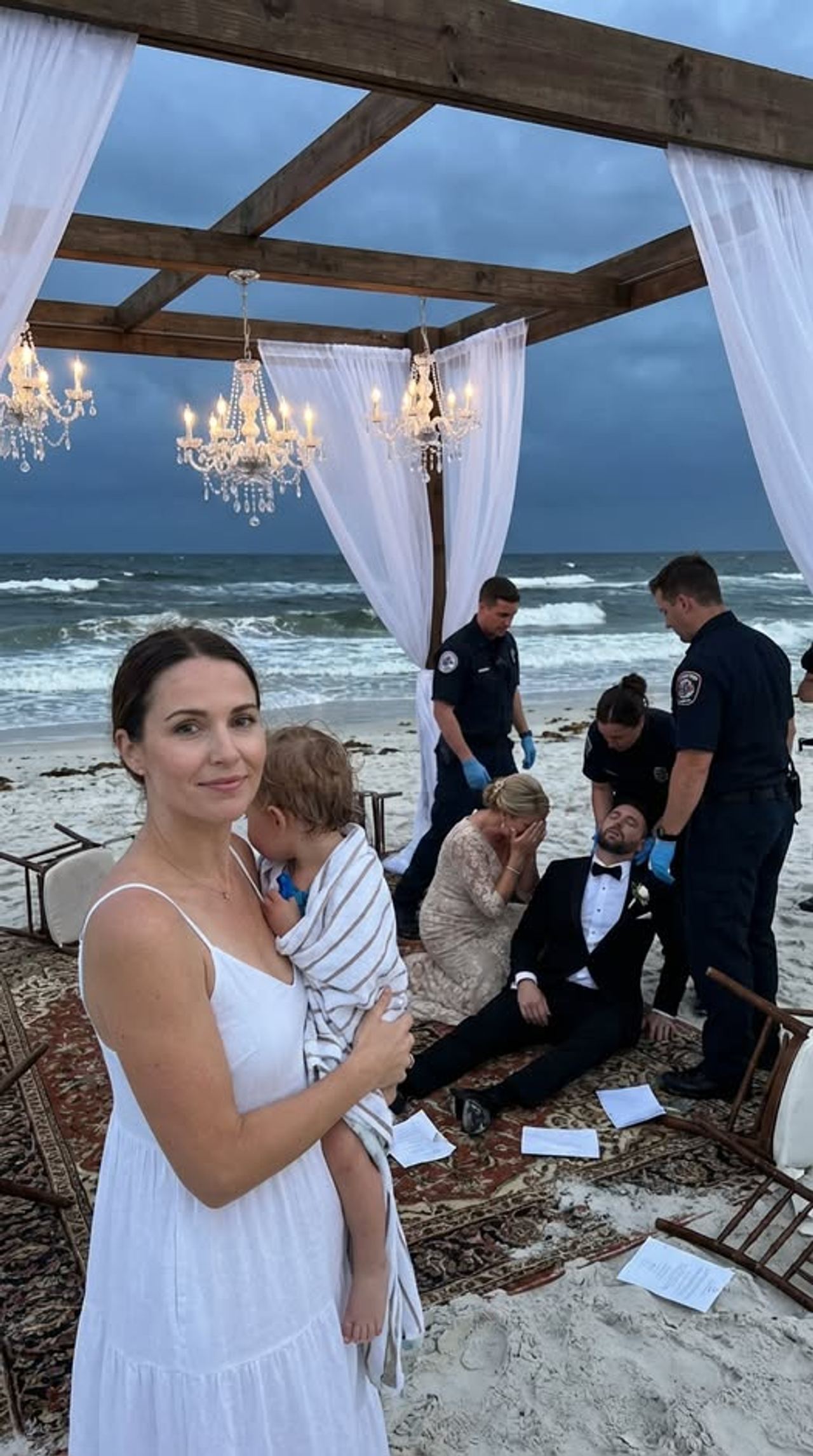 At my sister’s wedding, I was forbidden from sitting with the family because I was “a single mom.” My mother sneered, “Y