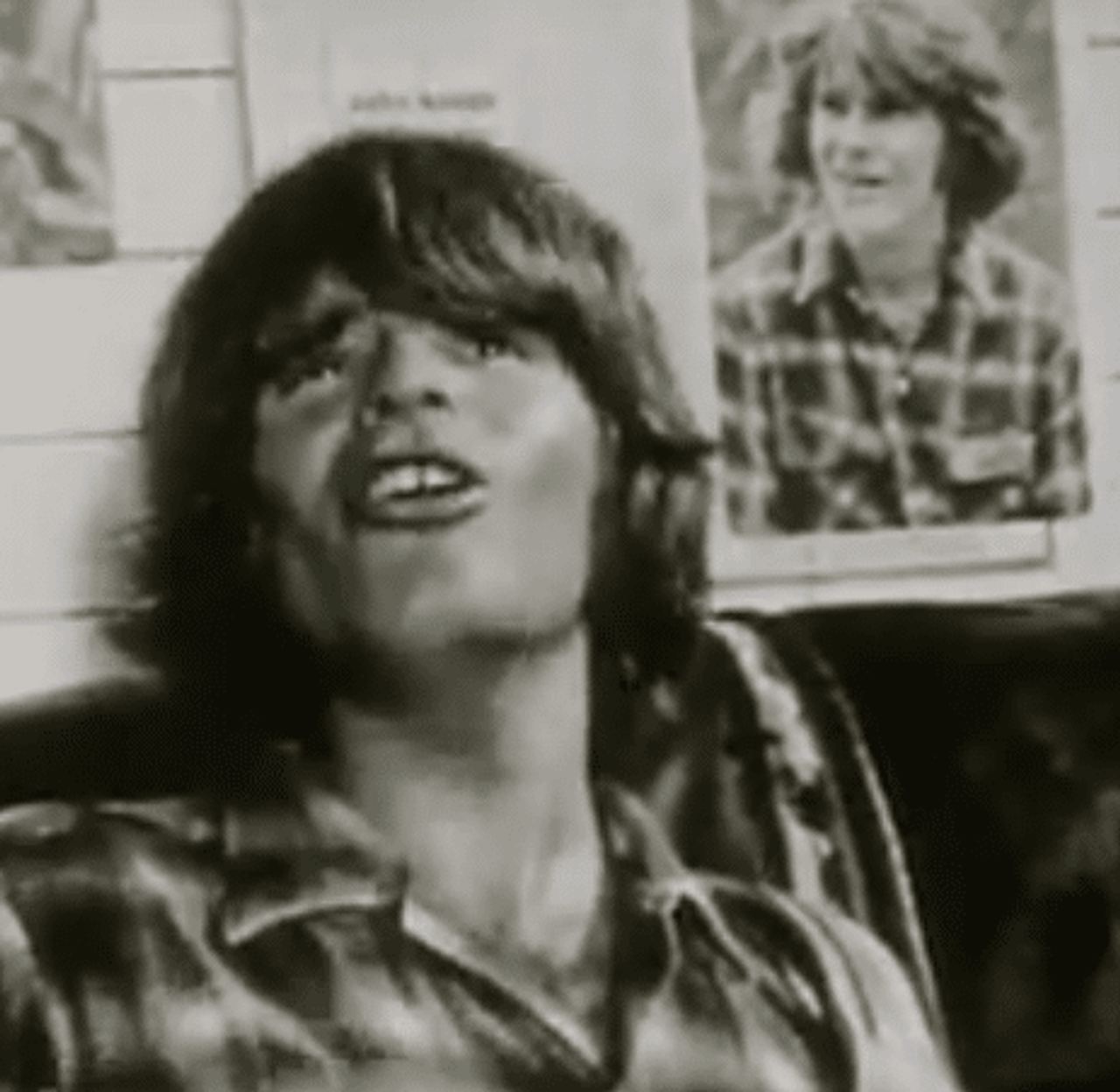 The Cheerful 1970 Hit That Showed a Playful Side of Creedence Clearwater Revival and Turned a Simple Backyard View into Pure Musical Magic - Page 2 of 2 - StoryPulse