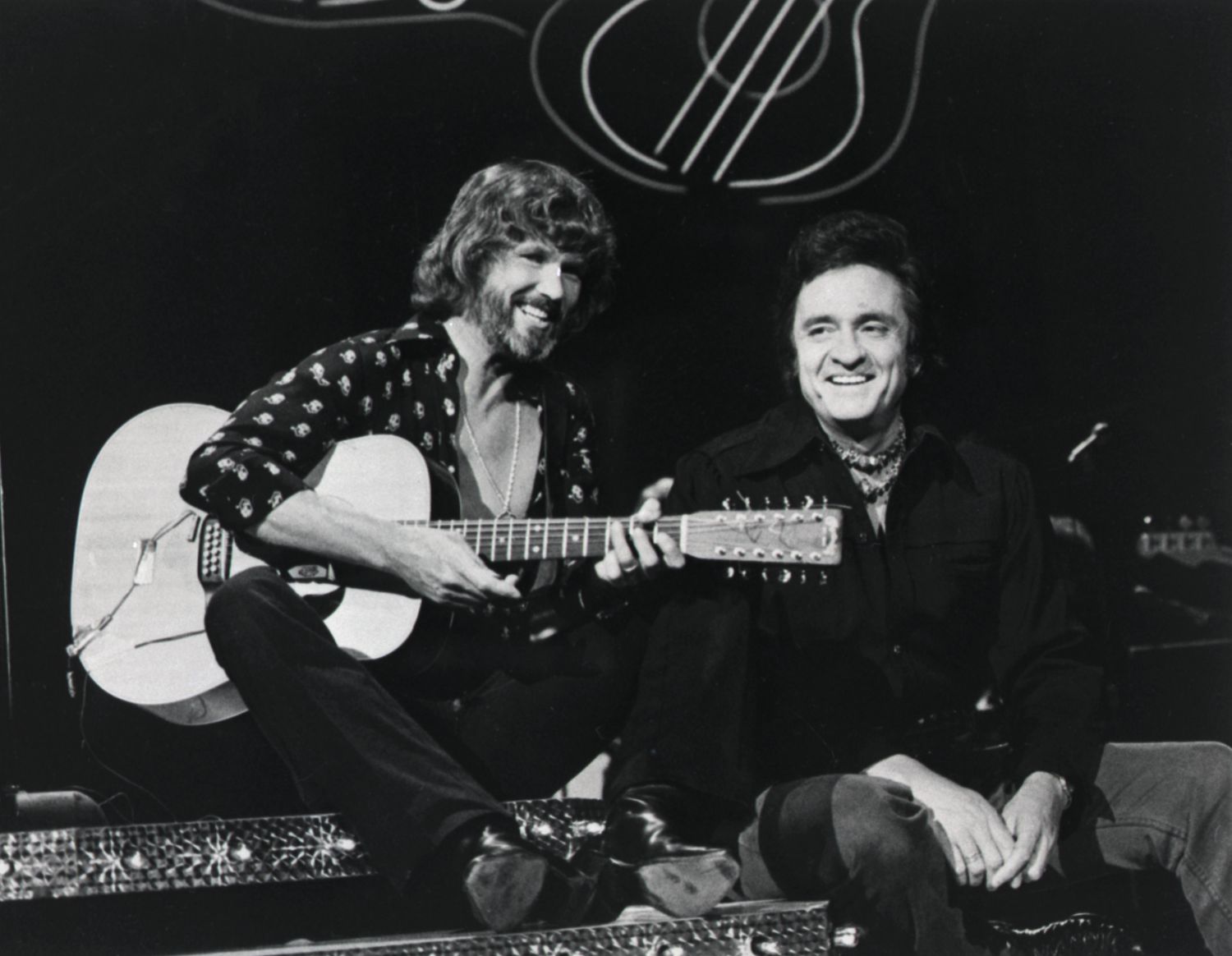 Kris Kristofferson Was So Determined To Work With Johnny Cash He Landed A  Helicopter On His Lawn