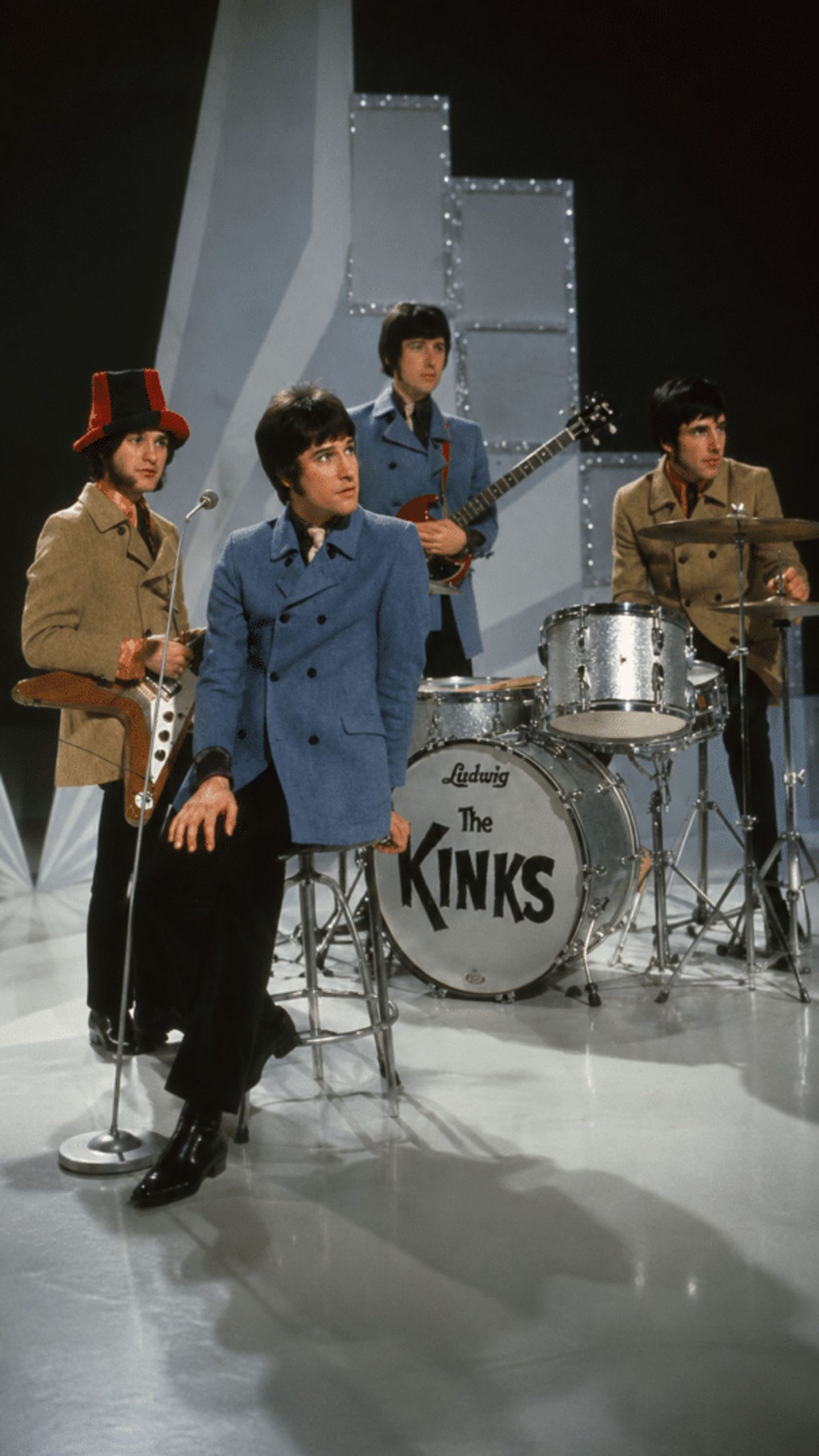 The Kinks’ ‘I’m Not Like Everybody Else’ Becomes a Cult Anthem of Defiance and Individuality-2 - Page 2 of 2 - StoryPulse