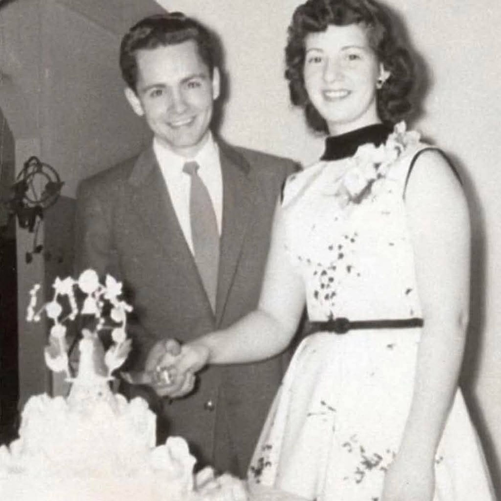 A clean-cut Charles Manson on his wedding day in 1955, Photo Credit: Abbasi/X