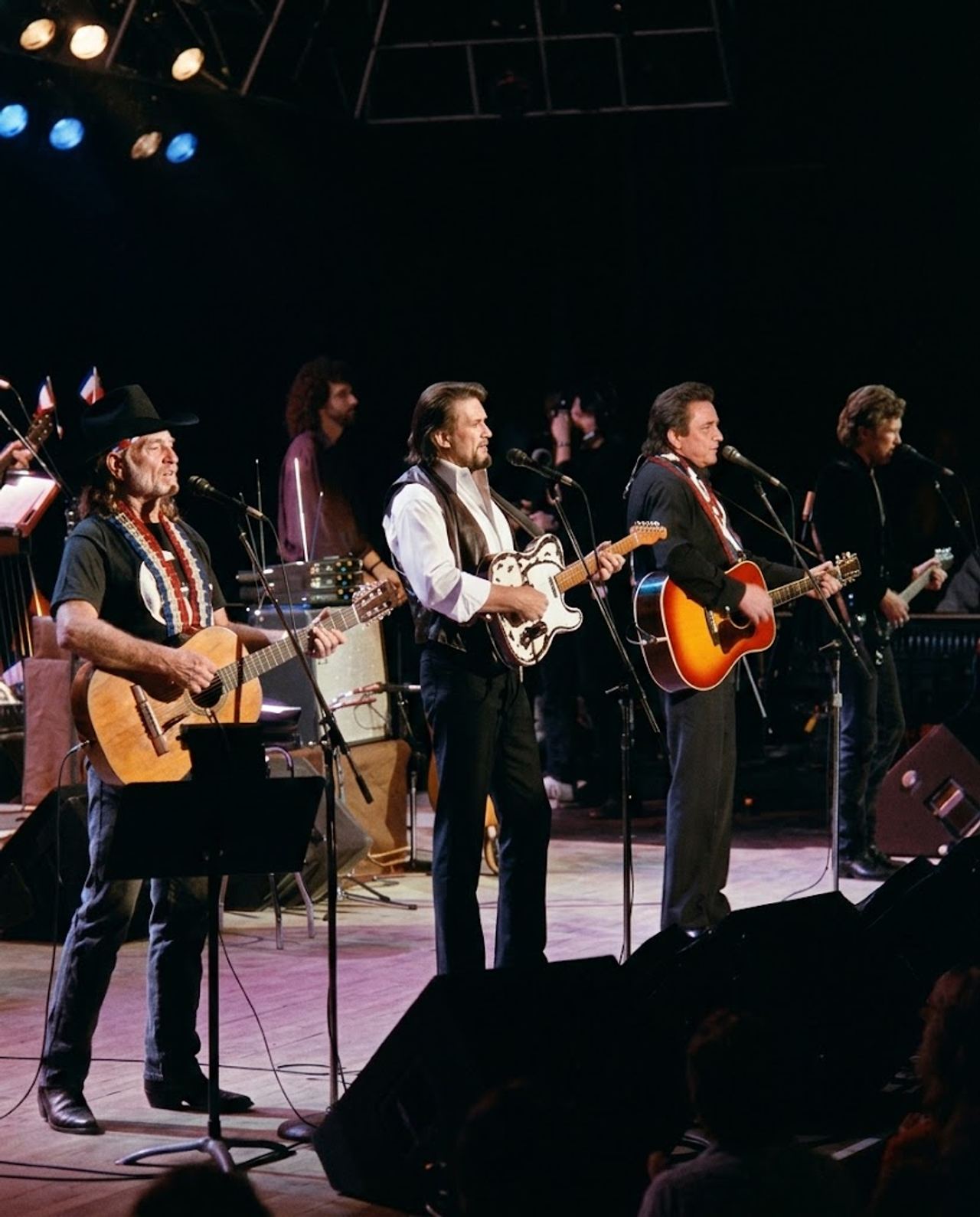 FOUR OUTLAW KINGS SHARED ONE STAGE IN 1990—BUT BENEATH THE WILD REPUTATIONS, ONE THREE-HOUR SHOW REVEALED THE QUIET BROT