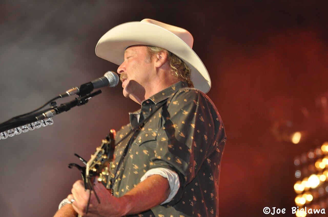 Alan Jackson -DSC 9921-8.24.12 (7855067840)